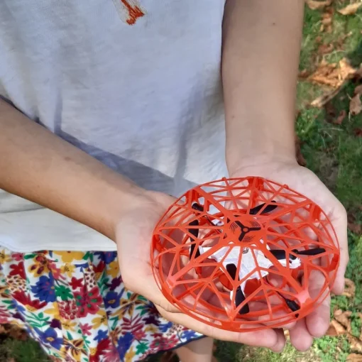 Bizak Ufo Drone* Electrónicos